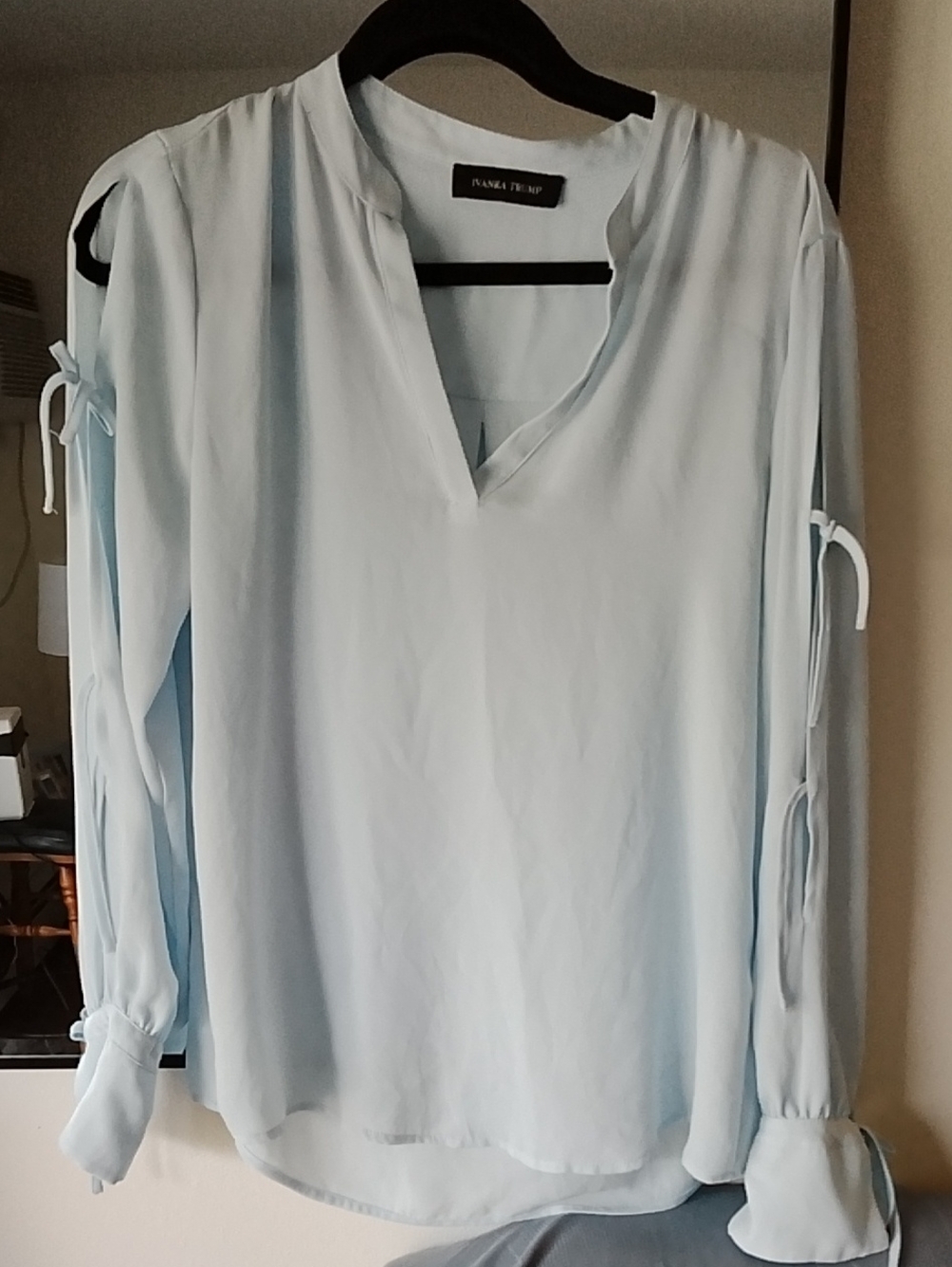 Ivanka Trump Slit Sleeves Light Blue V-Neck Tie Sleeve Blouse